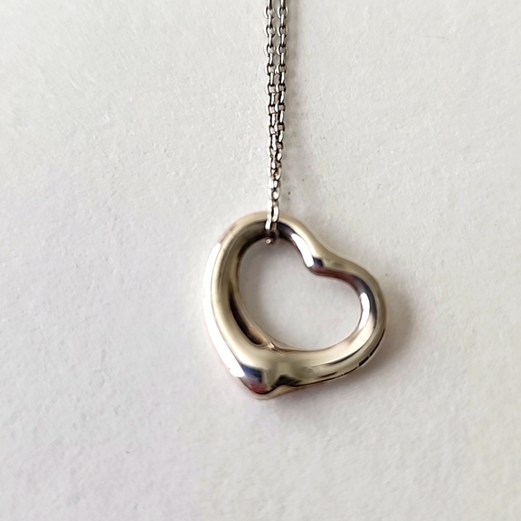 Tiffany & Co. Elsa Peretti Open Heart Pendant - Picture 3 of 6